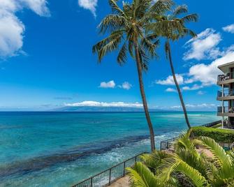 Hale Ono Loa by Coldwell Banker Island Vacations - Kahana - Playa