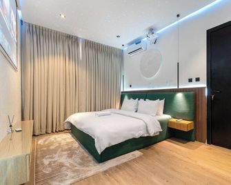 Zamin Suites - Kano