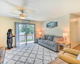 Lake House in Horseshoe Bend Near Ozark Forest! - Horseshoe Bend - Sala de estar