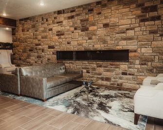 Cobblestone Hotel & Suites - Ottumwa - Ottumwa