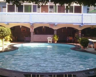 Hotel Internacional - Cuautla - Piscina