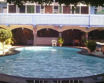 Hotel Internacional Cuautla - Cuautla - Pool