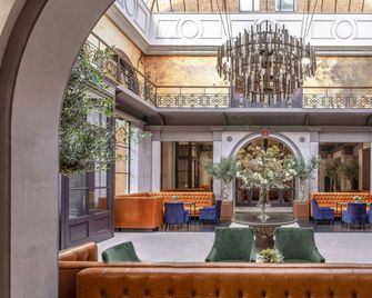 Oatlands Park Hotel - Weybridge - Salónek