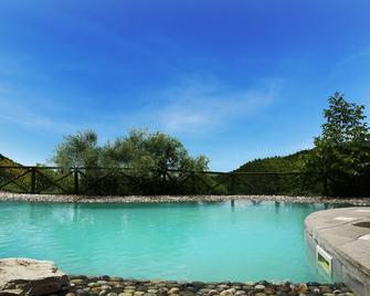 Borgo I Tre Baroni - Poppi - Pool