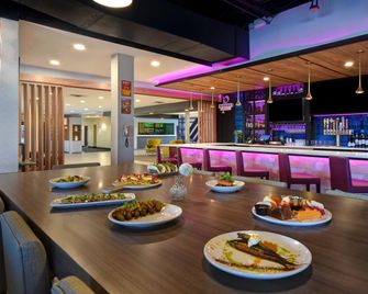 Holiday Inn Philadelphia-Cherry Hill By IHG - Cherry Hill - Ristorante