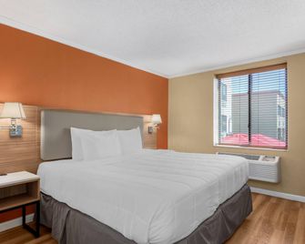 Quality Inn Jfk Airport Rockaway Blvd - Queens - Bedroom