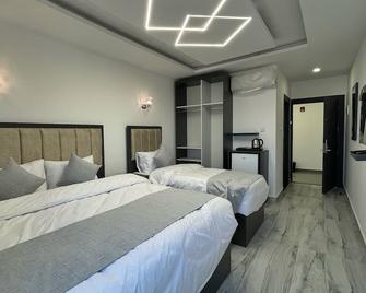 Holiday Season Hotel - Aqaba - Bedroom