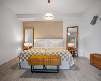 Northern Secret By Madeira Sun Travel - Ponta Delgada - Bedroom