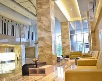 Grand Metro Hotel Tasikmalaya - Tasikmalaya - Lobby