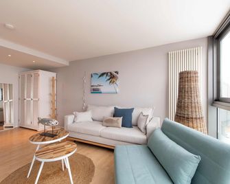 Ko´Ono Hotel - Kostnice - Obývací pokoj