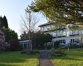 Hotel Lindenallee - Lindau - Outdoor view