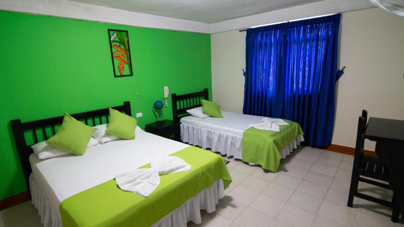Hotel Campestre Tucanes