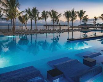 Riu Reggae - Bahía Montego - Alberca