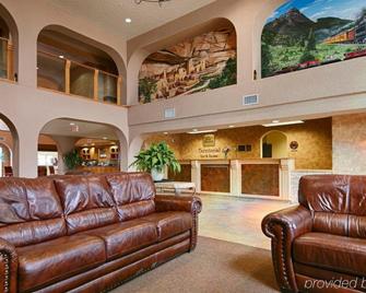 Best Western Territorial Inn & Suites - Bloomfield - Lobby