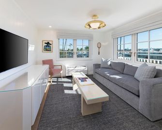 Bay Shores Peninsula Hotel - Newport Beach - Sala de estar