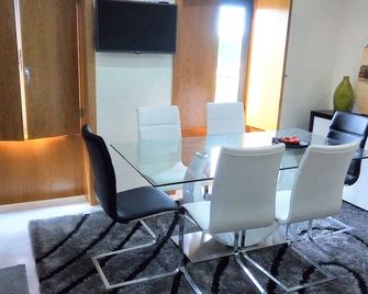 House With 2 Bedrooms In Vila De Punhe, With Private Pool And Enclosed - Viana do Castelo - Dining room