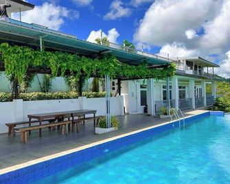 Serenity Farm and Resort by Hiverooms - Cebu City - Pool
