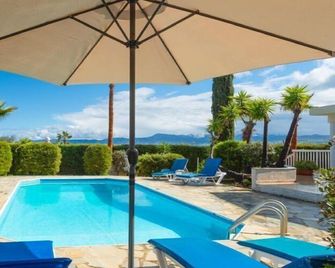 Villa Christia Maris - Neo Chorio - Pool