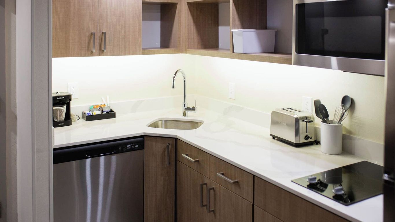 Homewood Suites by Hilton Tulsa South Medical District