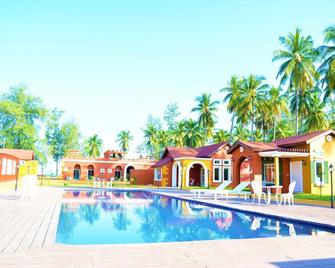 World Cat Hotel & Resort - Bang Saphan - Pool