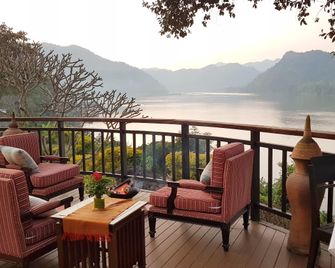 The Grand Luang Prabang, Affiliated by Meliá - לואנג פראבאנג - מרפסת