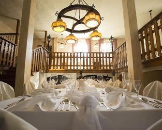 Hotel Kolonieschänke - Burg (Spreewald) - Ресторан