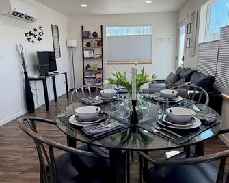 Modern Carriage House in Prospect - America's Coolest Neighborhood - Longmont - Jídelna
