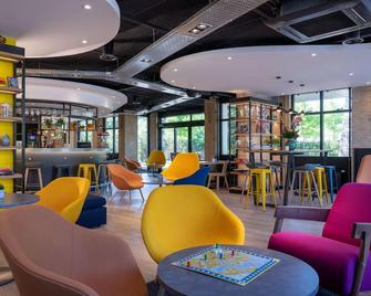 فندق ومطعم كامبانيل أمستردام زاود-أووست - امستردام - بار