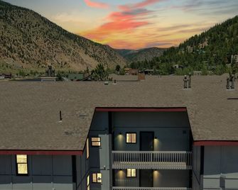 Saxon Mountain Condo sleeps 8: steps to Georgetown Lake and fishing:pet friendly - Georgetown - Edificio
