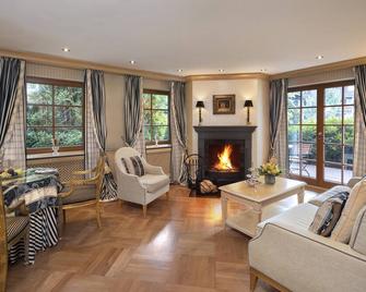 Hotel Bareiss - Baiersbronn - Living room