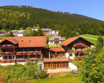 Zum Senn - Ferienwohnungen Jagdhof - Bad Hindelang - Budova
