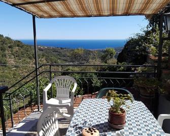 House between sea and sky - Tovo Faraldi - Villa Faraldi - Balcony