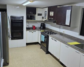 Culturahumana Guesthouse - Panama City - Dapur