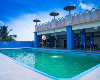 Hotel Chanma International - Coimbatore - Piscina