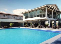 Pacific Coast Residences - Manila - Pool