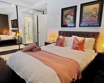 Luxury 2-Bedroom Townhouse In Adelaide Cbd - Adelaide - Bedroom