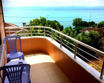Turhan Pansiyon - Sinop - Balcony