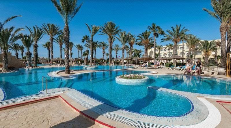 Houda Golf and Beach Club - מונאסטיר - בריכה