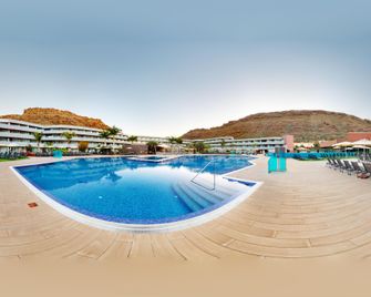 Radisson Blu Resort & Spa, Gran Canaria, Mogan - Puerto de Mogan - Pool