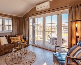 Chalet park Kroondomein Giethoorn - Giethoorn - Вітальня