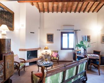 Residenza Revolution Tiziana - Capalbio