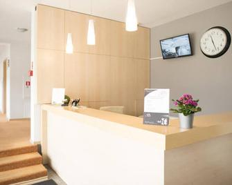 Zdrojówka Noclegi - Księżyno - Front desk