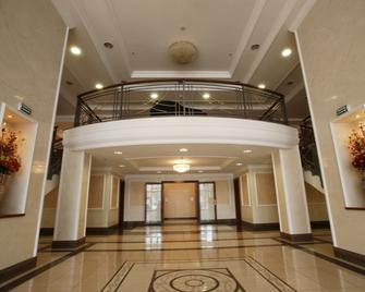Avalon - Syktyvkar - Lobby
