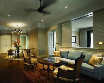 Eastern & Oriental Hotel - George Town - Living room