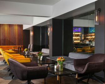 Champions Club and Hotel, Houston Westchase - Houston - Salon