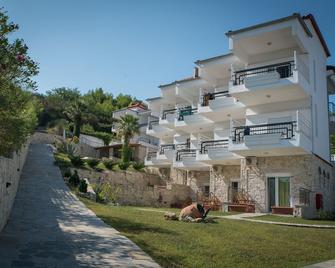 Halkidiki Palace - Polychrono - Edificio