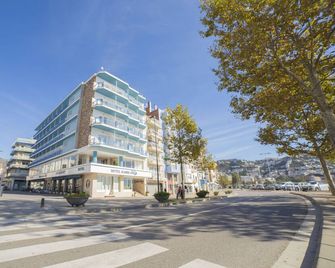 Hotel Ramblamar - Roses - Building