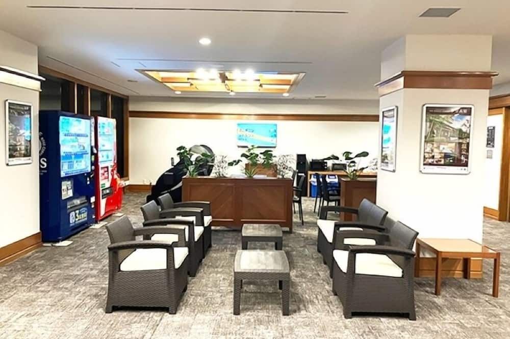 Hotel Livemax Toyooka - טויואוקה - לובי