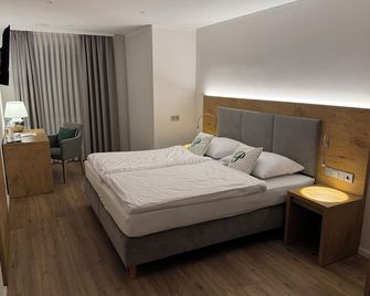 Hotel Gasthof zur Post Benediktbeuern - Бенедиктбоєрн