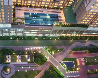 Apartment Near Historic Centre Of Bangkok In Luxury Residence With Pool - Bangkok - Building